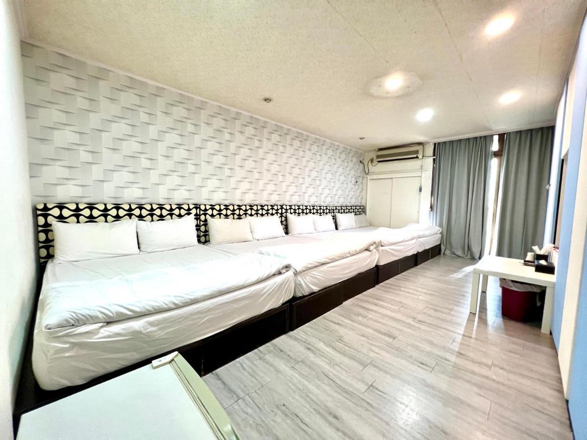 Apartamento 逢甲mickey House Taichung Exterior foto